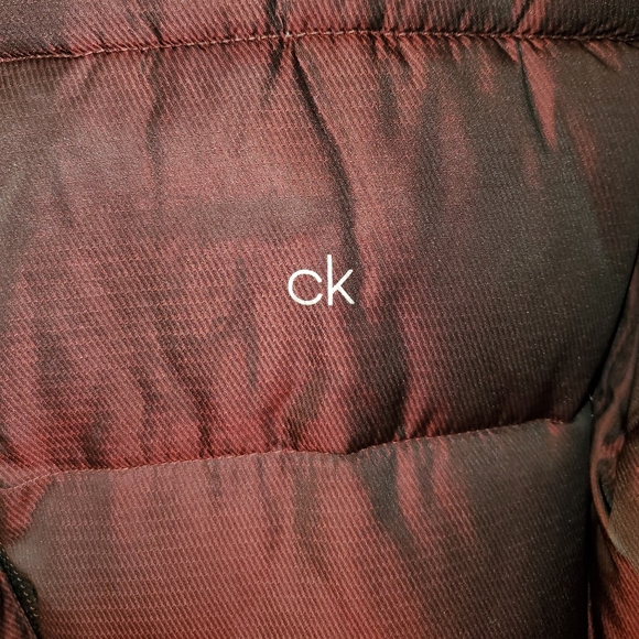 Calvin Klein Merlot Classic Puffer Coat - Picture 5 of 16